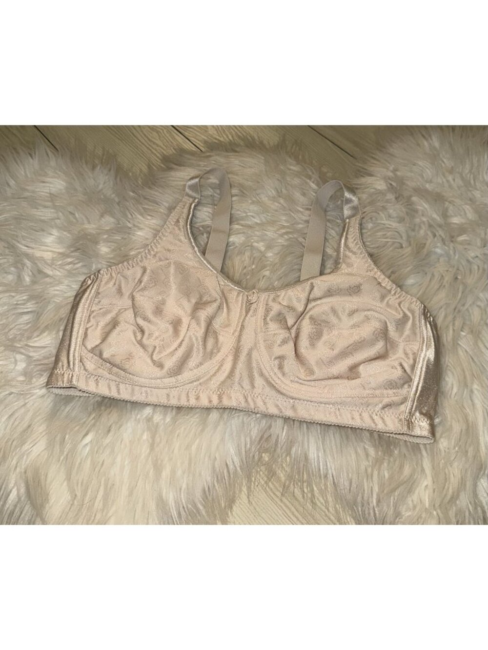 ABC 103 Contour Full Coverage Wireless Mastectomy Bra Soft Cup US 40C Beige
